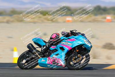 media/Jan-13-2024-SoCal Trackdays (Sat) [[9c032fe5aa]]/Turn 16 Set 2 (1120am)/